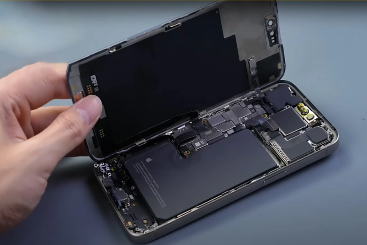 Biểu hiện pin iPhone 15 bị hư hại