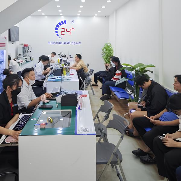 Không để iPhone tiếp xúc với hóa chất độc hại
