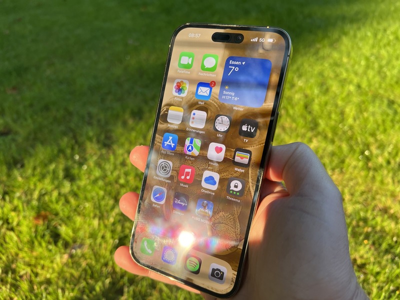 Nguyên nhân khiến mặt kính iPhone 16 bị hư