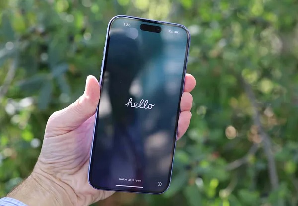 Quy trình kiểm tra mặt kính iPhone 16
