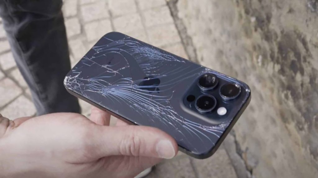 Nguyên nhân khiến mặt kính lưng iPhone 14 Pro Max bị hư